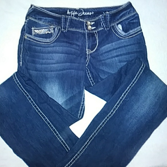 Jeans - Picture 1 of 2